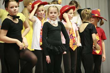 cat_dance_dec_09_013_kl_web